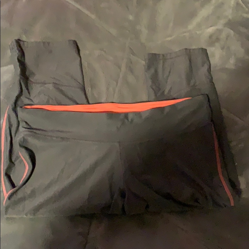 Gray Champion XL Cropped leggings